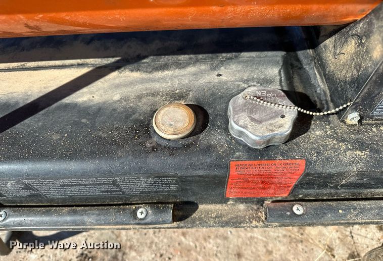 image for item NQ9516 Dayton 3VE51E  heater