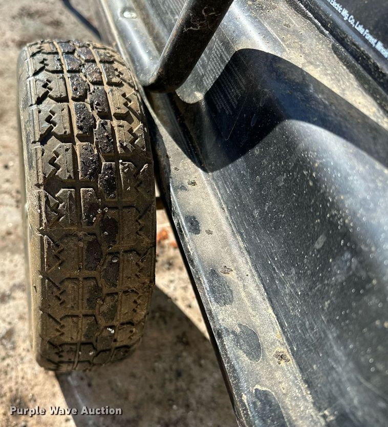 image for item NQ9516 Dayton 3VE51E  heater