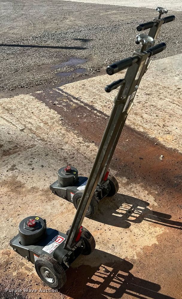 image for item NQ9517 (2) Gray TSL-50 floor jacks