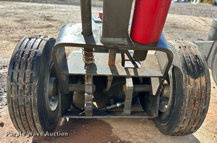 image for item NQ9517 (2) Gray TSL-50 floor jacks