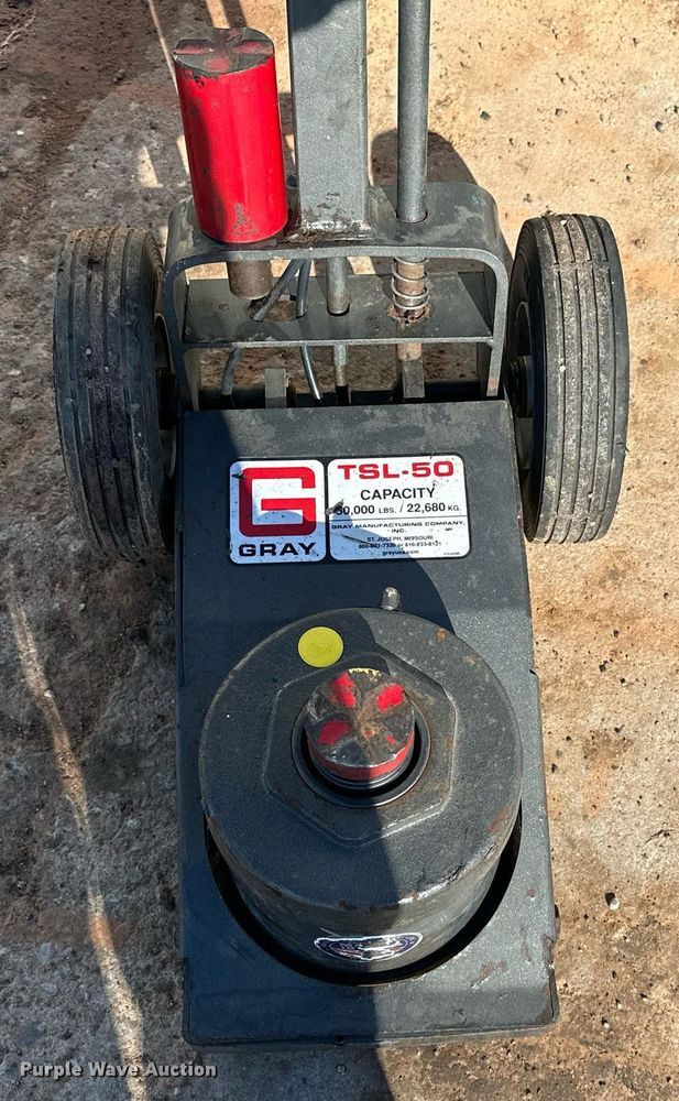 image for item NQ9517 (2) Gray TSL-50 floor jacks