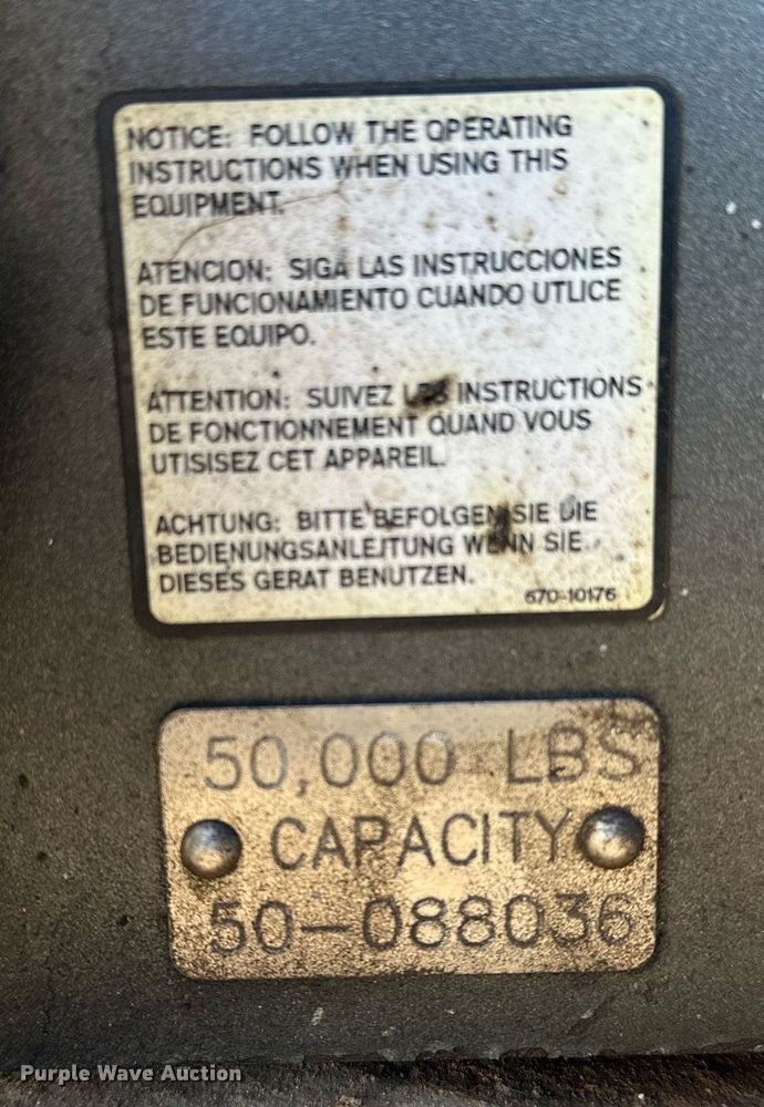 image for item NQ9517 (2) Gray TSL-50 floor jacks