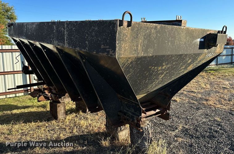 image for item NQ9518 Spreader