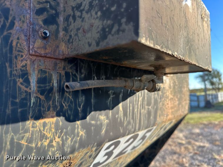 image for item NQ9518 Spreader