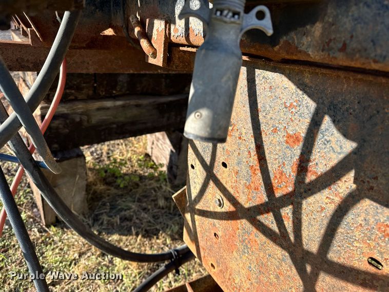 image for item NQ9518 Spreader