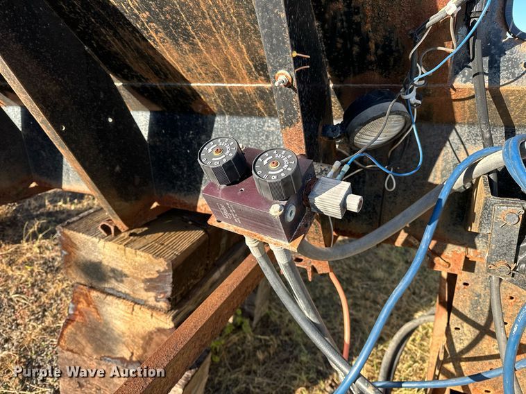 image for item NQ9518 Spreader