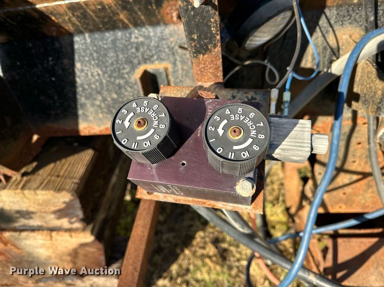 image for item NQ9518 Spreader