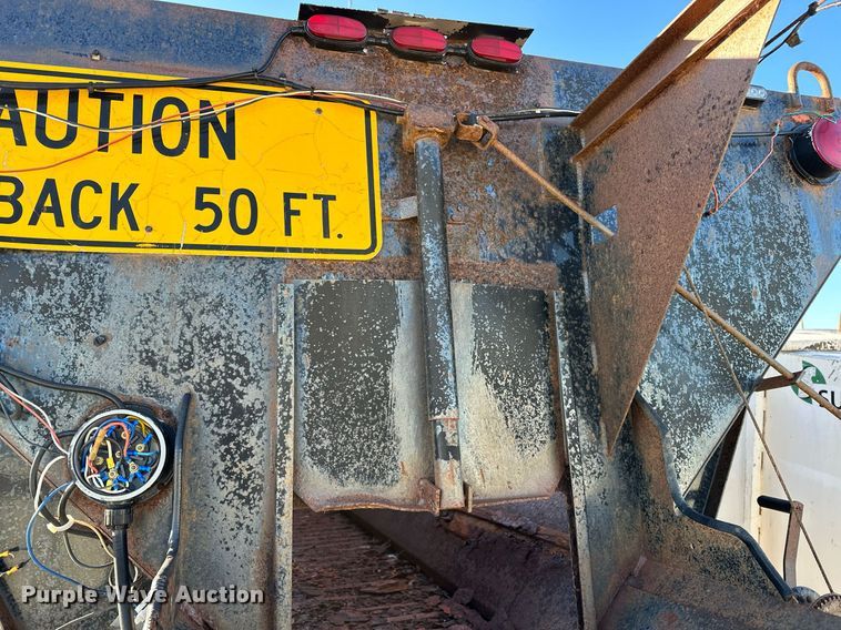 image for item NQ9518 Spreader