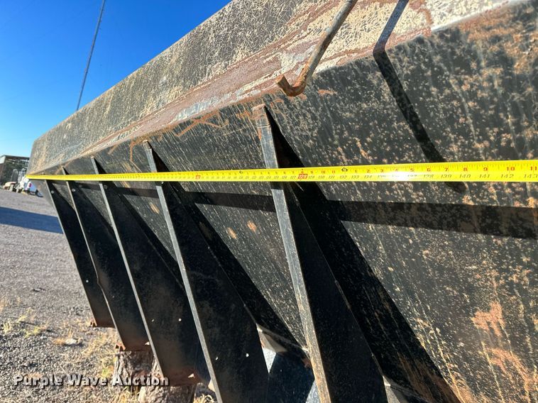 image for item NQ9518 Spreader