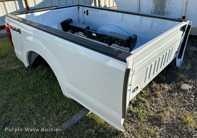 image for item NQ9519 Ford  pickup truck bed