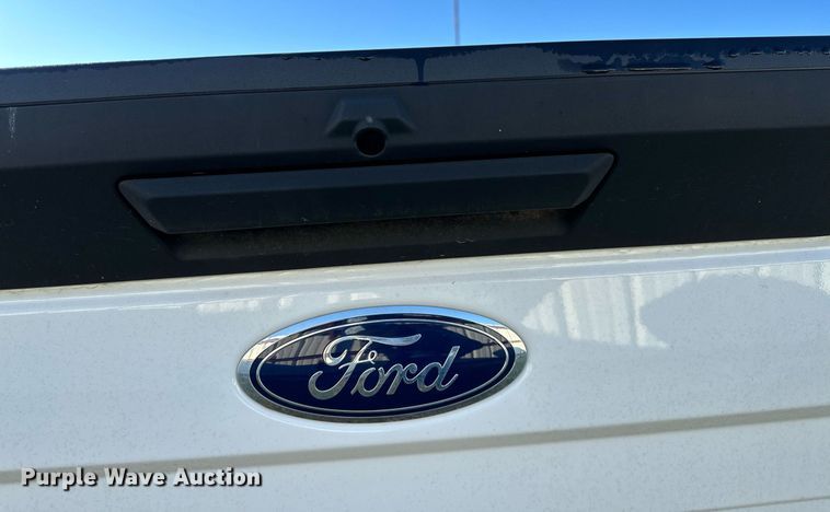 image for item NQ9519 Ford  pickup truck bed