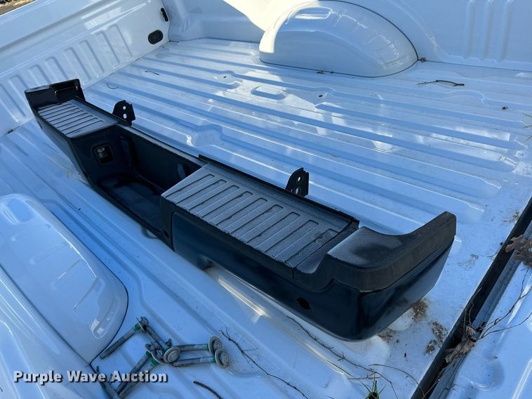 image for item NQ9519 Ford  pickup truck bed