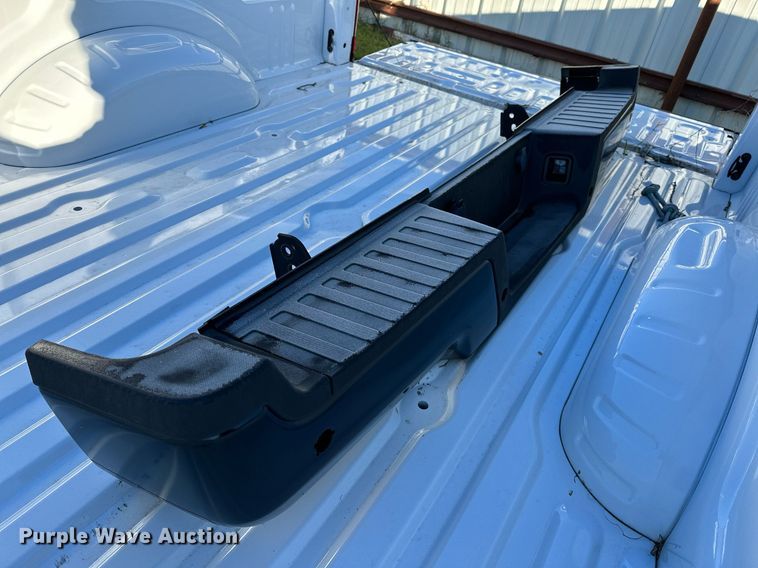 image for item NQ9519 Ford  pickup truck bed