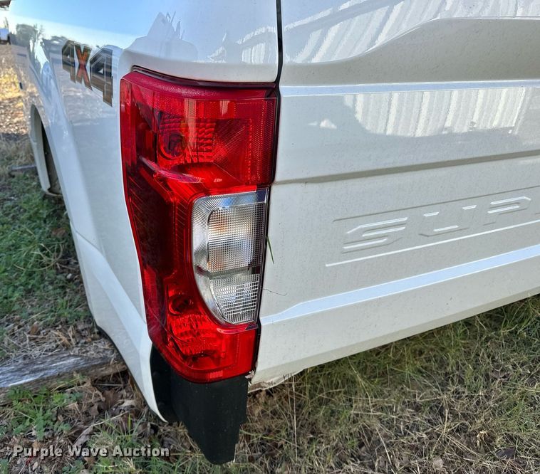 image for item NQ9519 Ford  pickup truck bed