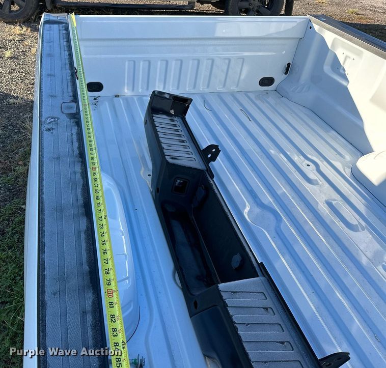 image for item NQ9519 Ford  pickup truck bed