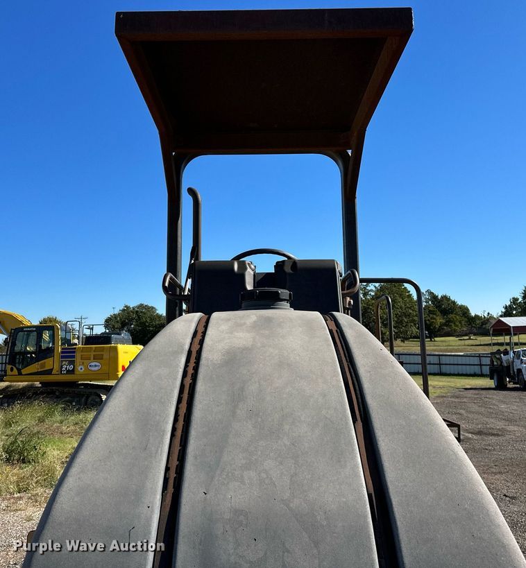 image for item NQ9520 1998 Dynapac CP132  pneumatic roller