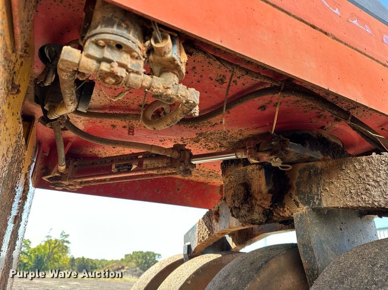 image for item NQ9520 1998 Dynapac CP132  pneumatic roller