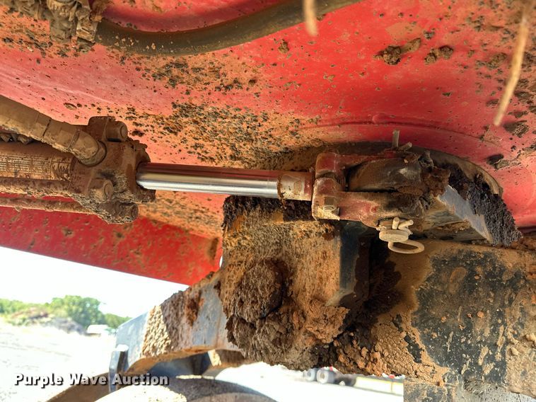 image for item NQ9520 1998 Dynapac CP132  pneumatic roller