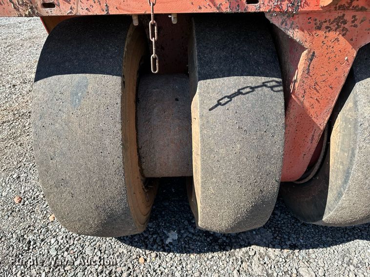 image for item NQ9520 1998 Dynapac CP132  pneumatic roller