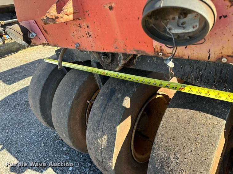 image for item NQ9520 1998 Dynapac CP132  pneumatic roller