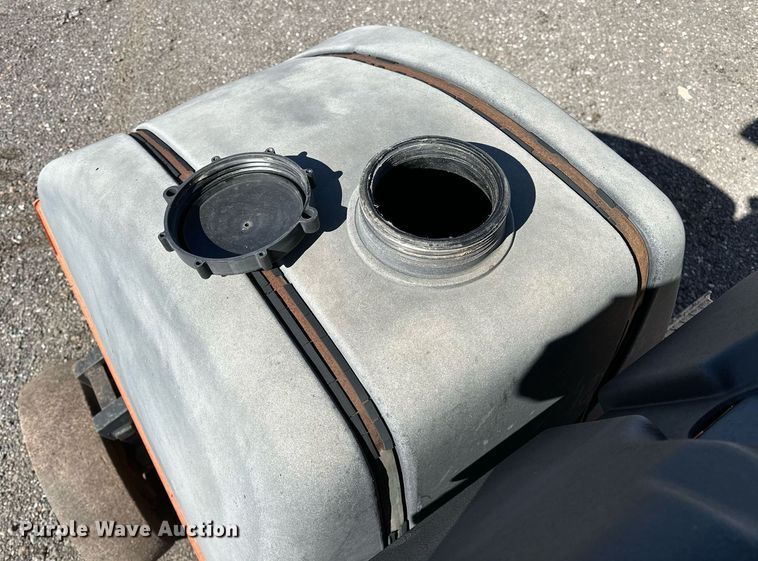 image for item NQ9520 1998 Dynapac CP132  pneumatic roller