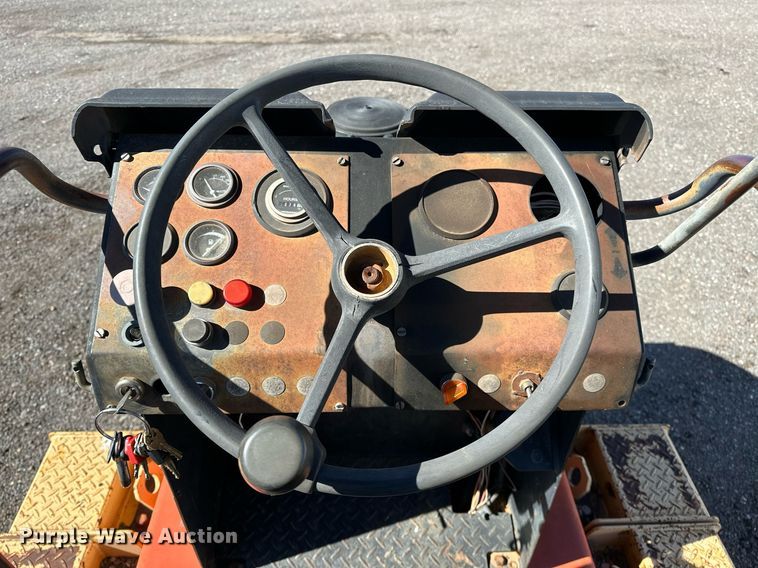 image for item NQ9520 1998 Dynapac CP132  pneumatic roller