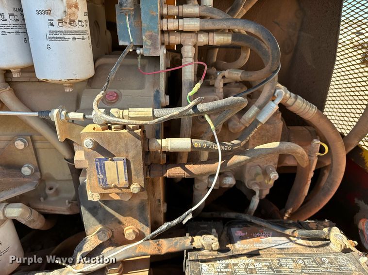 image for item NQ9520 1998 Dynapac CP132  pneumatic roller