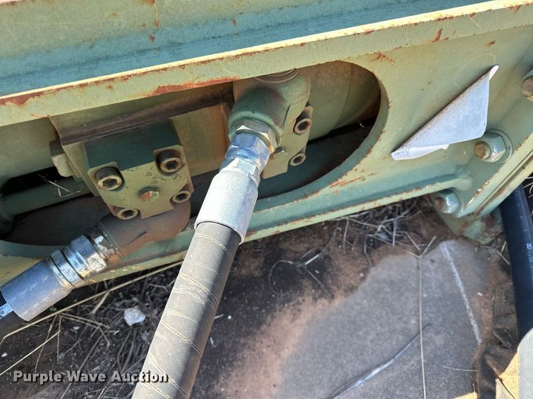 image for item NQ9523 2001 Central Fabricators 330  breaker