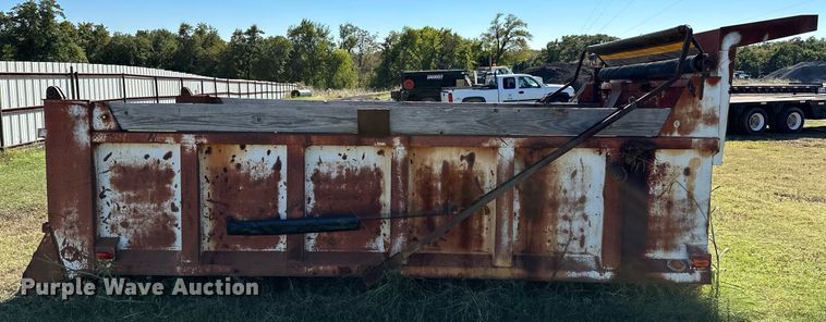image for item NQ9525 Dump bed