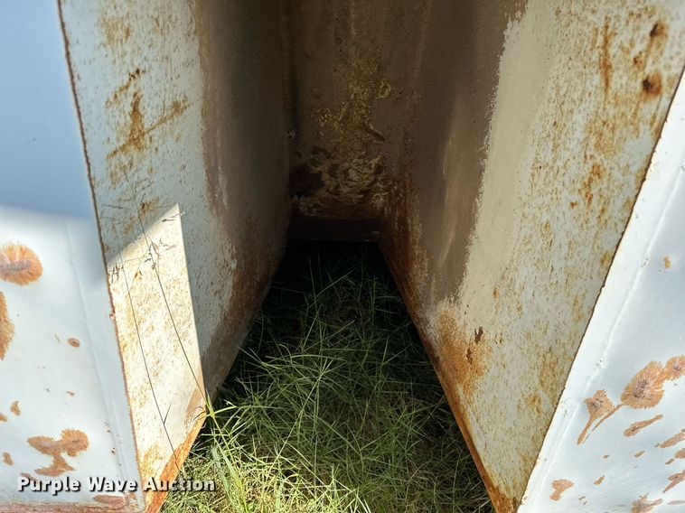 image for item NQ9525 Dump bed