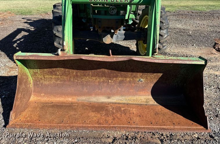 image for item NQ9527 1996 John Deere 5300  MFWD tractor