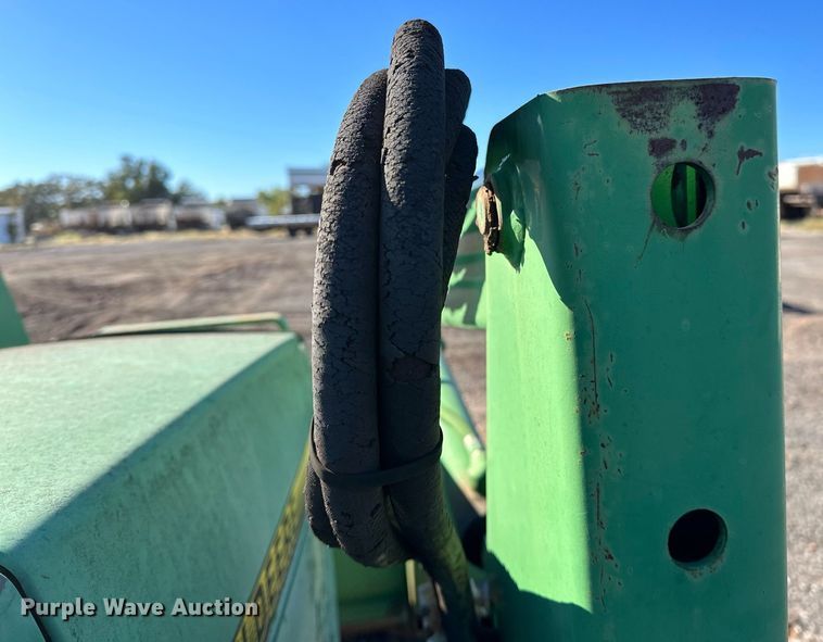 image for item NQ9527 1996 John Deere 5300  MFWD tractor
