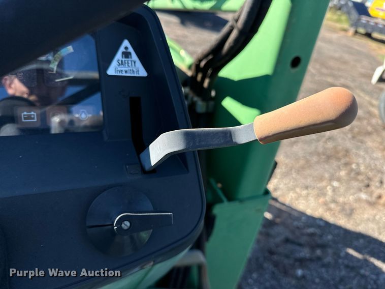 image for item NQ9527 1996 John Deere 5300  MFWD tractor