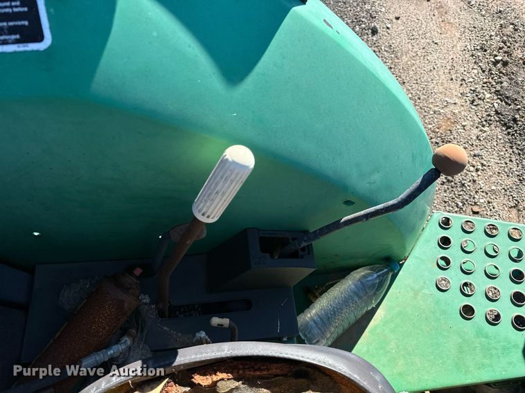 image for item NQ9527 1996 John Deere 5300  MFWD tractor