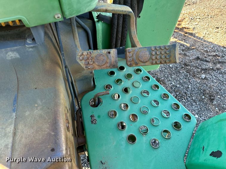 image for item NQ9527 1996 John Deere 5300  MFWD tractor