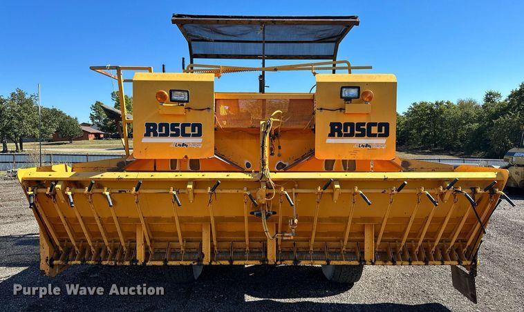 image for item NQ9528 2004 Rosco SPRHH  chip spreader