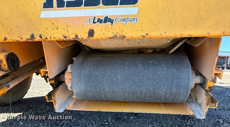 image for item NQ9528 2004 Rosco SPRHH  chip spreader