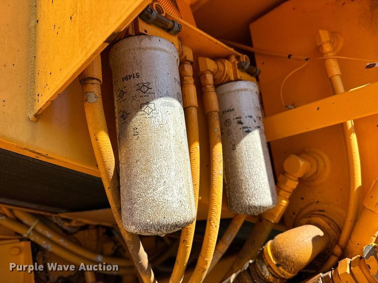 image for item NQ9528 2004 Rosco SPRHH  chip spreader