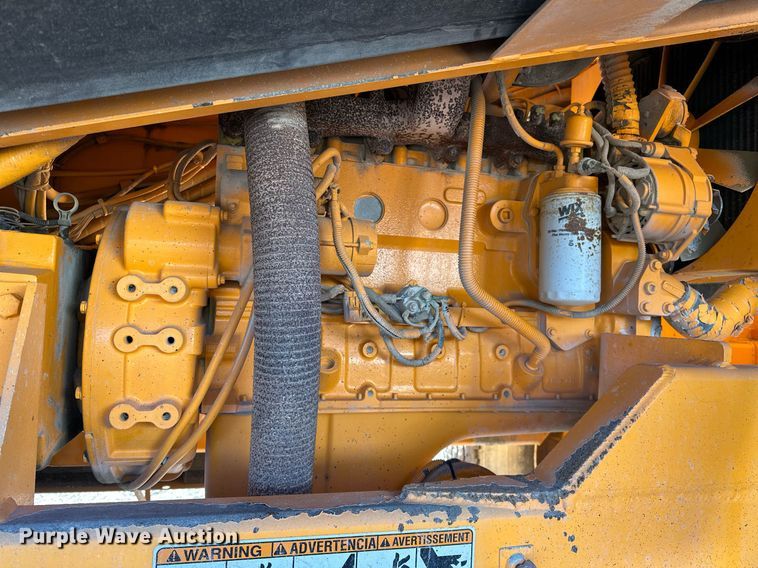 image for item NQ9528 2004 Rosco SPRHH  chip spreader