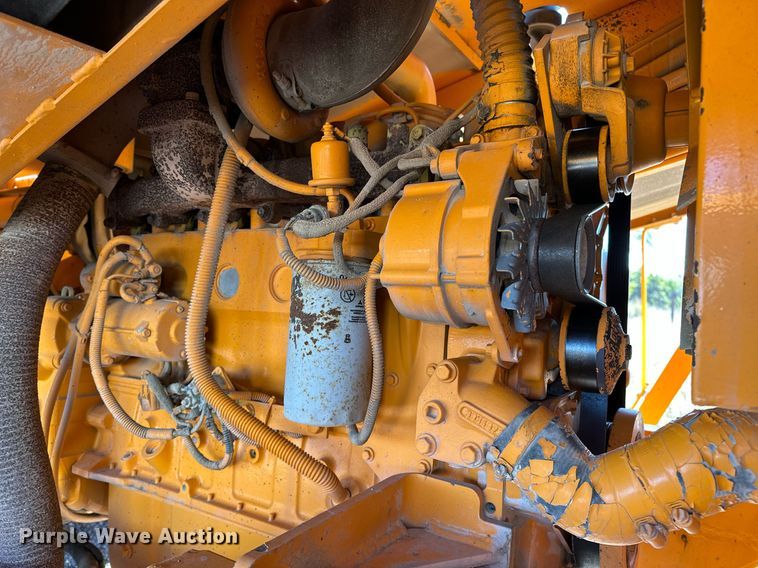 image for item NQ9528 2004 Rosco SPRHH  chip spreader