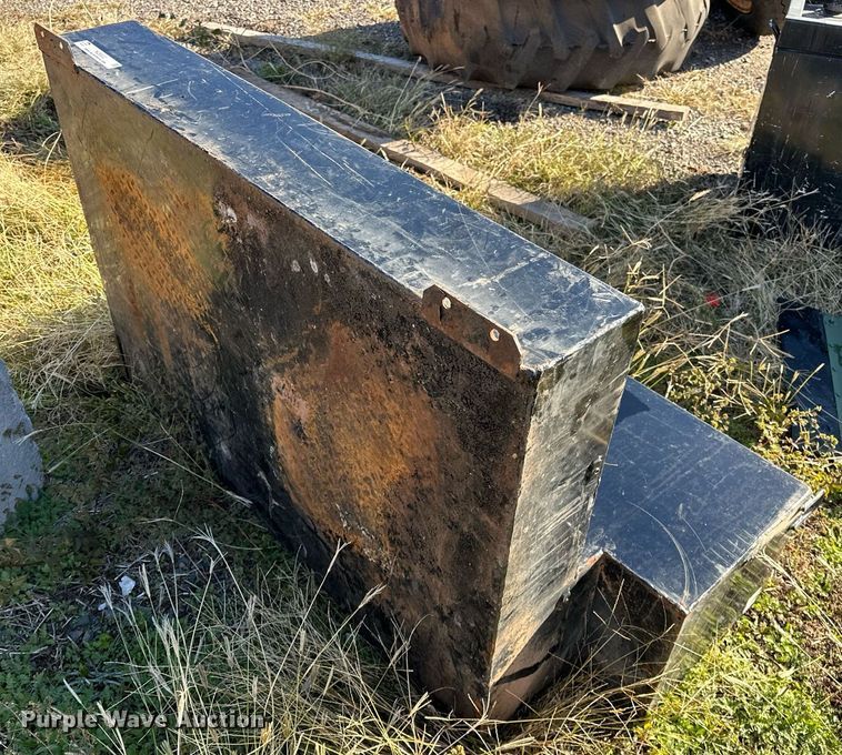 image for item NQ9532 Delta  Fuel tank