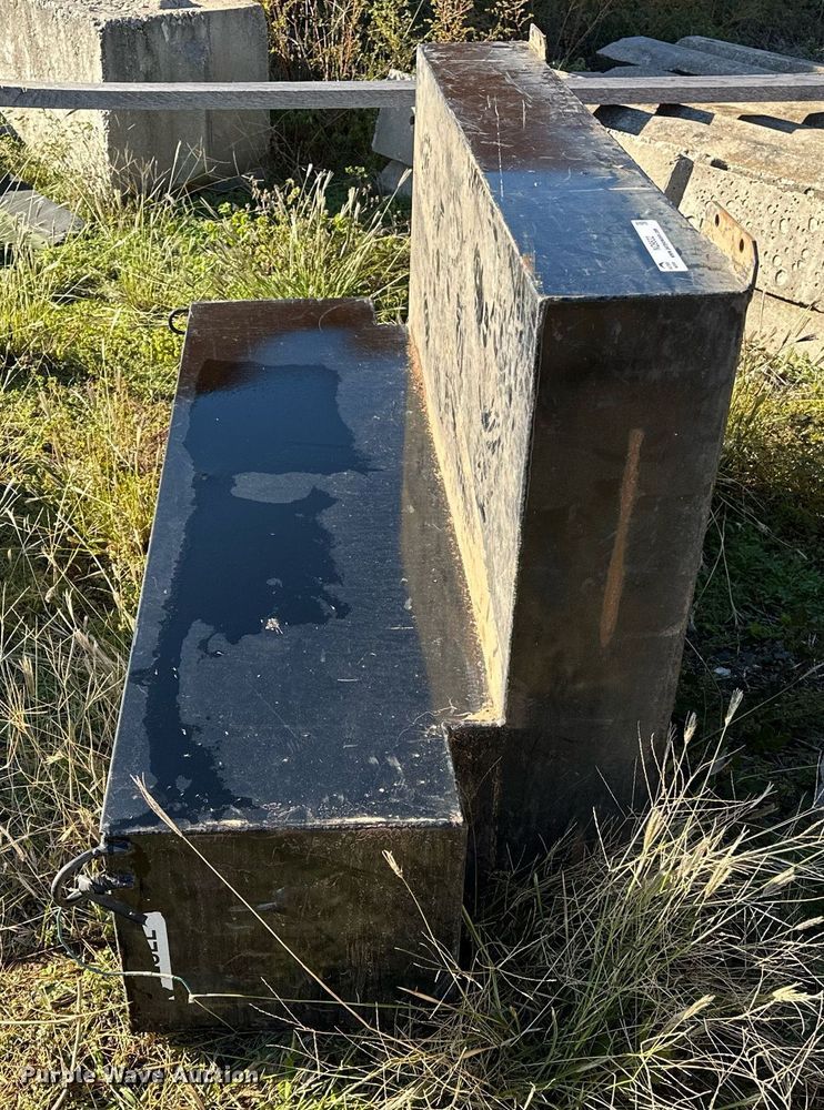 image for item NQ9532 Delta  Fuel tank