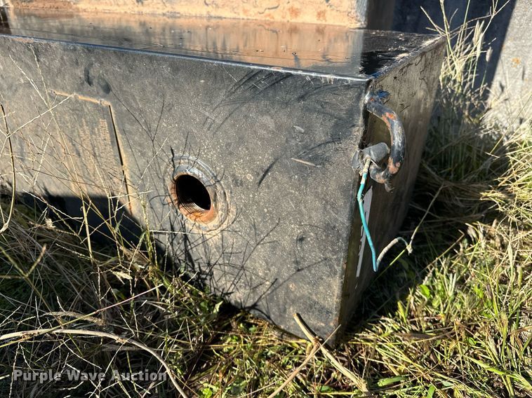 image for item NQ9532 Delta  Fuel tank