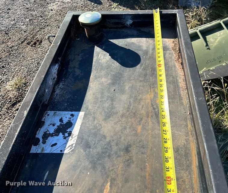 image for item NQ9533 Fuel tank