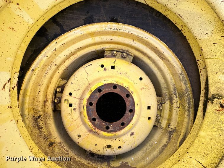 image for item NQ9534 Tires and wheels