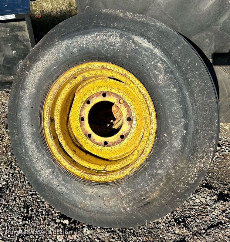 image for item NQ9534 Tires and wheels