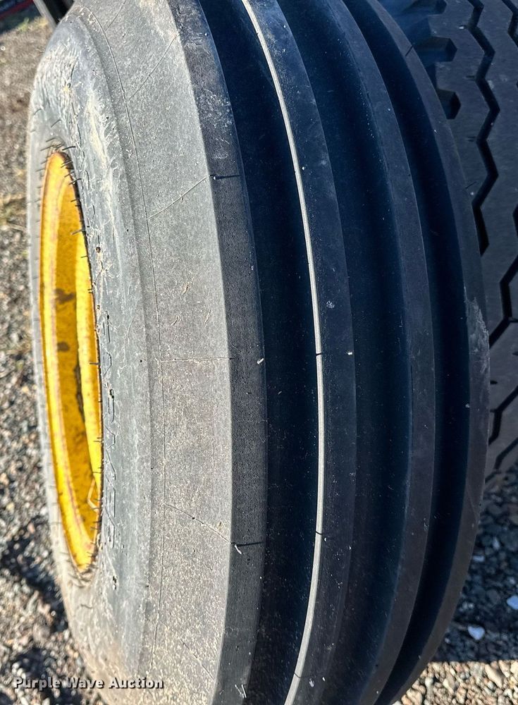 image for item NQ9534 Tires and wheels