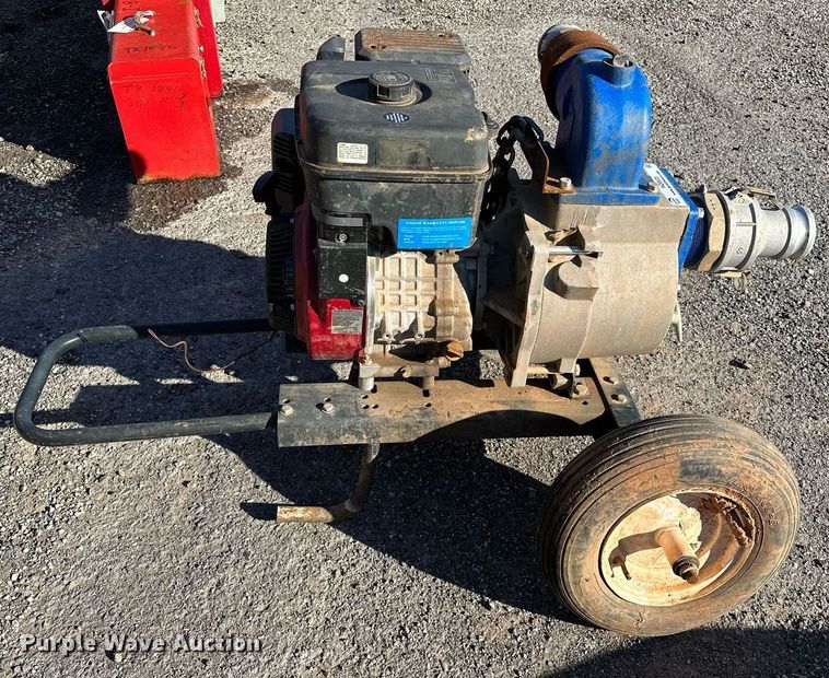 image for item NQ9535 Water pump