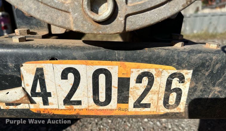 image for item NQ9535 Water pump