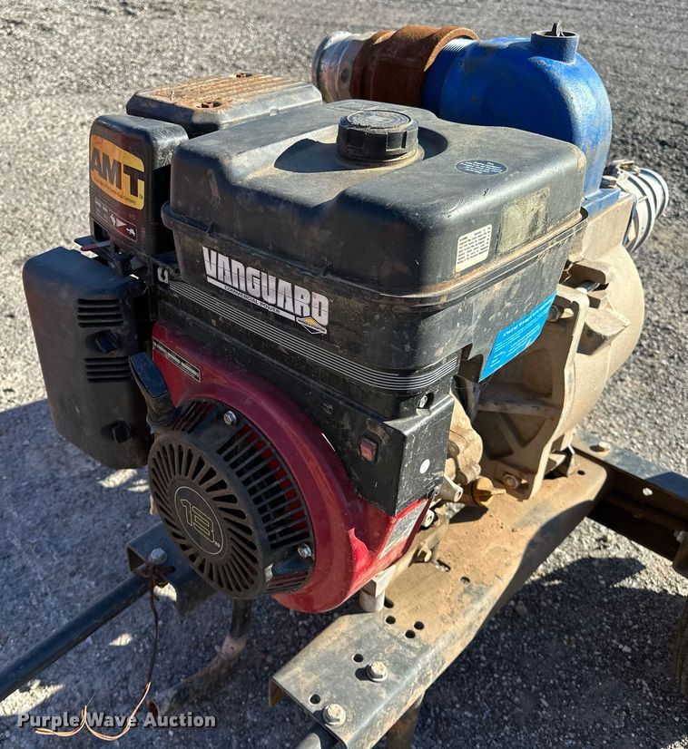 image for item NQ9535 Water pump